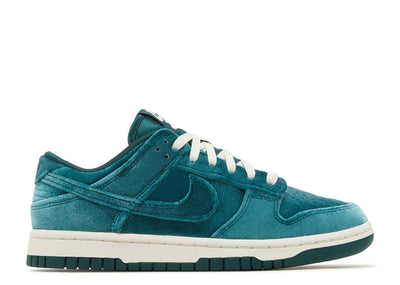 WMNS Nike Dunk Low "Velvet Teal"